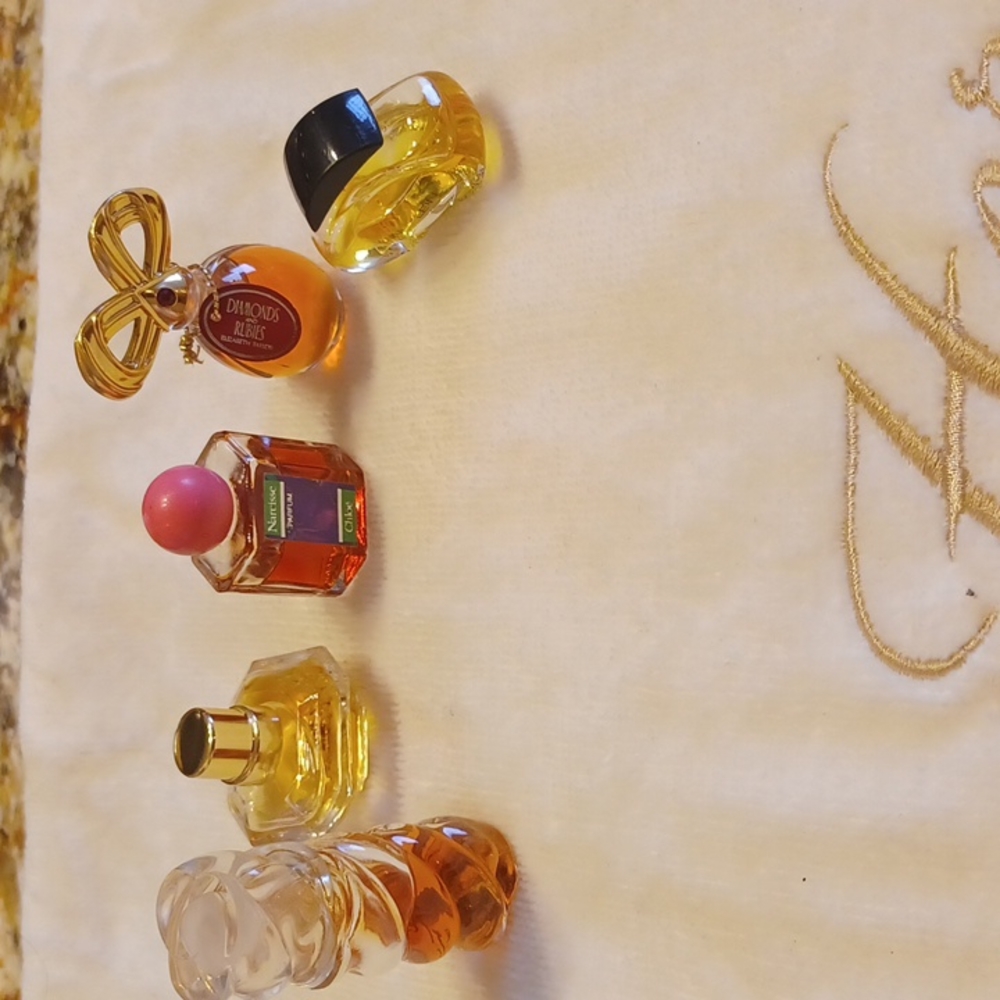 Set of 5 mini perfumes